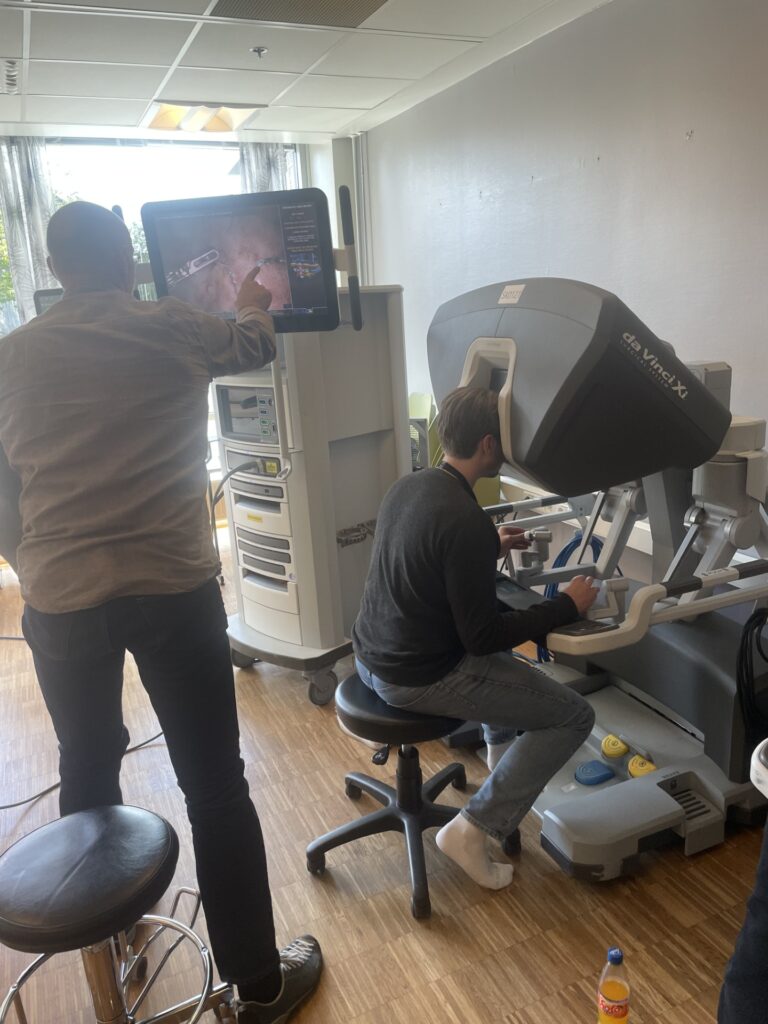 Our team - Synthetic Surgery